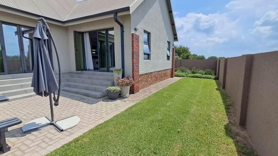 4 Bedroom Property for Sale in Vaal de Grace Golf Estate North West